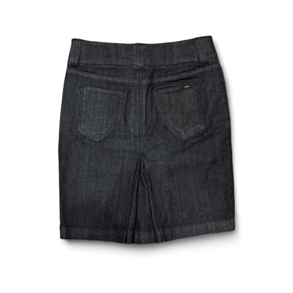 Hugo Boss Dark Wash Denim Skirt – Size US 6 - Picture 3 of 7